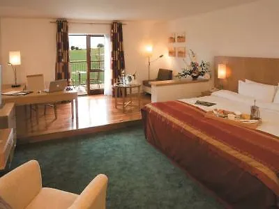 Hotel Golf 4*